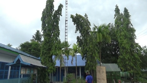 Tower Internet di SMPN 1 Malunda Minta Dirobohkan