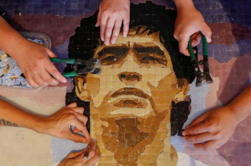  Setahun Kematian si “Tangan Tuhan” Diego Maradona